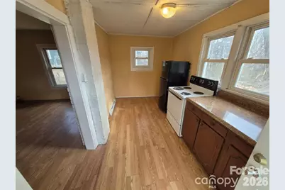 8 White Avenue, Asheville, NC 28803 - Photo 6