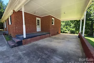 2831 Beechwood Cir, Gastonia, NC 28054 - Photo 4