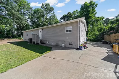 102 Sycamore Drive, Rhodhiss, NC 28601 - Photo 30