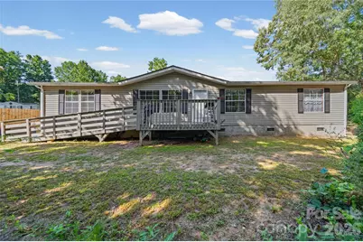 102 Sycamore Drive, Rhodhiss, NC 28601 - Photo 2