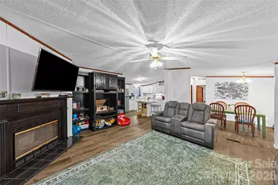 102 Sycamore Drive, Rhodhiss, NC 28601 - Photo 6