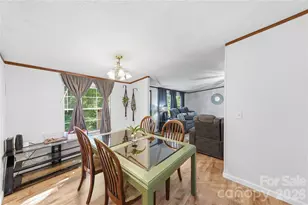 102 Sycamore Dr, Rhodhiss, NC 28601 - Photo 12