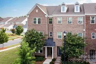 11507 Red Rust Ln, Charlotte, NC 28277 - Photo 2