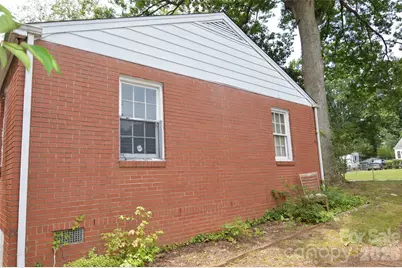 2111 Dickens Avenue, Charlotte, NC 28208 - Photo 24