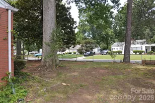 2111 Dickens Ave, Charlotte, NC 28208 - Photo 26