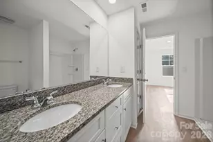 511 N Hill St, Dallas, NC 28034 - Photo 22