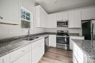 511 N Hill St, Dallas, NC 28034 - Photo 40