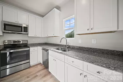 511 N Hill Street #A and B, Dallas, NC 28034 - Photo 12