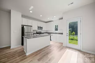 511 N Hill St, Dallas, NC 28034 - Photo 6