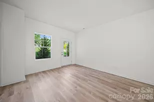 511 N Hill St, Dallas, NC 28034 - Photo 4