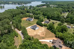 1265 Misty Ln, Hickory, NC 28601 - Photo 10