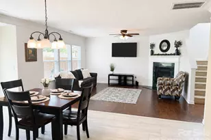 2717 Markham Woods Ct, Charlotte, NC 28214 - Photo 12