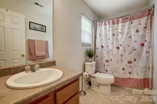 2717 Markham Woods Ct, Charlotte, NC 28214 - Photo 28