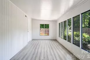 5050 Gibbons Link Rd, Charlotte, NC 28269 - Photo 24