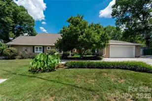 6236 River Cabin Ln, Charlotte, NC 28278 - Photo 2
