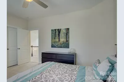 16433 Bryant Meadows Drive, Charlotte, NC 28278 - Photo 32