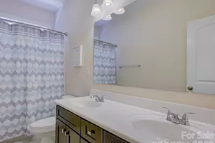 16433 Bryant Meadows Dr, Charlotte, NC 28278 - Photo 36
