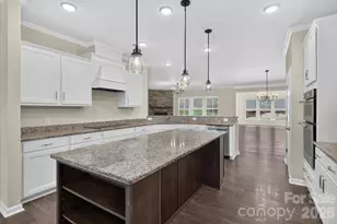 322 Burr court, Fort Mill, SC 29715 - Photo 6