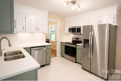 2914 Dresden Drive, Gastonia, NC 28054 - Photo 8