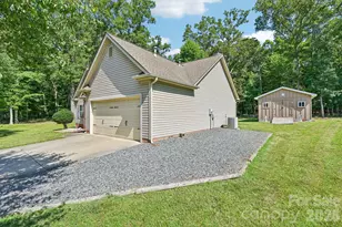 624 Hunley St, Monroe, NC 28112 - Photo 4