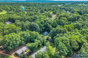 126 Bittle St, Forest City, NC 28043 - Photo 4