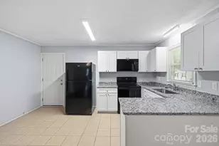 5008 Sea Oates Ln, Bessemer City, NC 28016 - Photo 18
