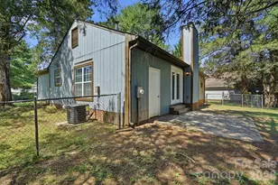 11813 Moonridge Dr, Charlotte, NC 28226 - Photo 24