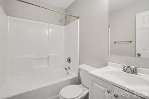 1029 Jordans Pond Ln, Charlotte, NC 28214 - Photo 14