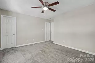 1029 Jordans Pond Ln, Charlotte, NC 28214 - Photo 12