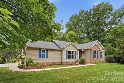 121 Oak Street, Belmont, NC 28012 - Photo 2