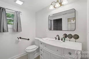 121 Oak St, Belmont, NC 28012 - Photo 18