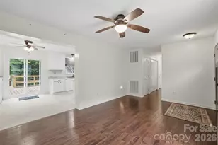 121 Oak St, Belmont, NC 28012 - Photo 8