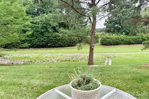 605 Gelderland Dr, Matthews, NC 28104 - Photo 10