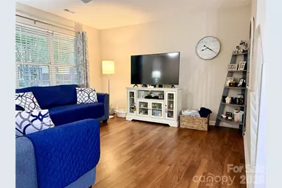 605 Gelderland Drive, Matthews, NC 28104 - Photo 2