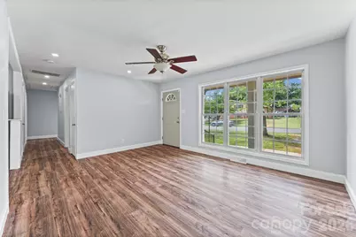 4713 Tanglebriar Drive, Charlotte, NC 28208 - Photo 10