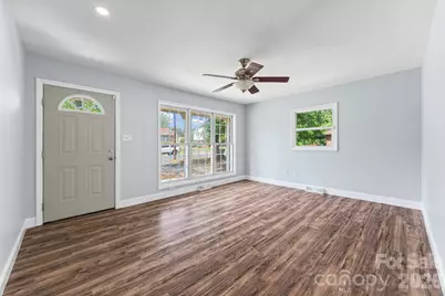 4713 Tanglebriar Drive, Charlotte, NC 28208 - Photo 8