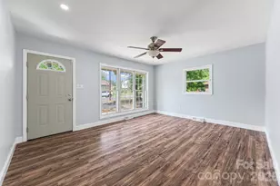 4713 Tanglebriar Dr, Charlotte, NC 28208 - Photo 8