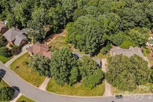5910 Summerston Pl, Charlotte, NC 28277 - Photo 2