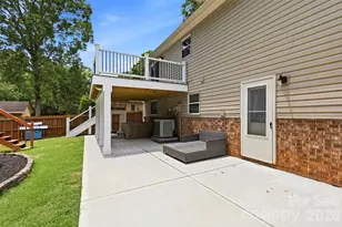 716 Regency Dr, Charlotte, NC 28211 - Photo 40