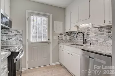 525 12th Street SW #17, Hickory, NC 28601 - Photo 10