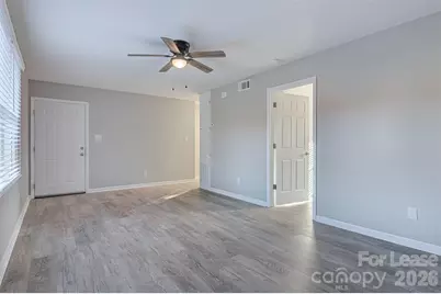 525 12th Street SW #17, Hickory, NC 28601 - Photo 6