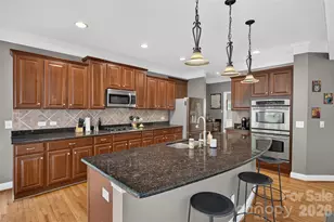 9220 Kensington Forest Dr, Harrisburg, NC 28075 - Photo 14