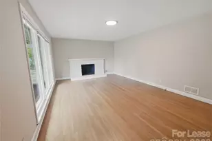765 8th Ave Dr SE, Hickory, NC 28602 - Photo 4