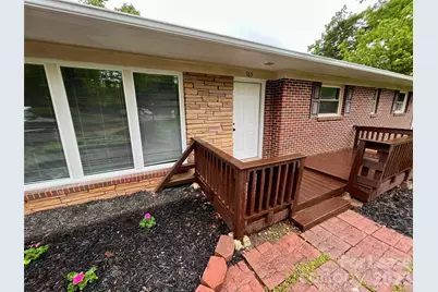 765 8th Avenue Drive SE, Hickory, NC 28602 - Photo 2