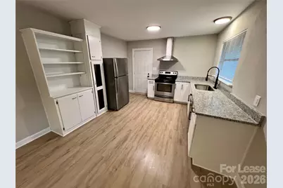 765 8th Avenue Drive SE, Hickory, NC 28602 - Photo 6
