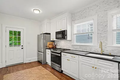 2124 Lombardy Circle, Charlotte, NC 28203 - Photo 10