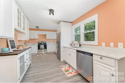 1906 New Garden Road, Greensboro, NC 27410 - Photo 12
