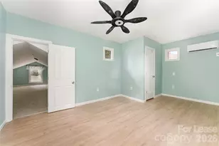 1906 New Garden Rd, Greensboro, NC 27410 - Photo 32