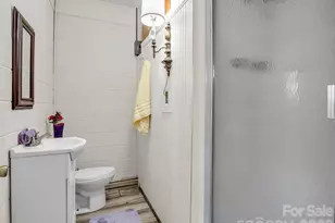 184 Edwards St, Rutherfordton, NC 28139 - Photo 22
