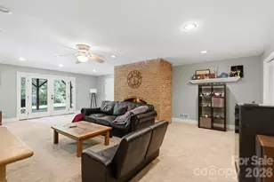 2620 Lynbridge Dr, Charlotte, NC 28226 - Photo 30